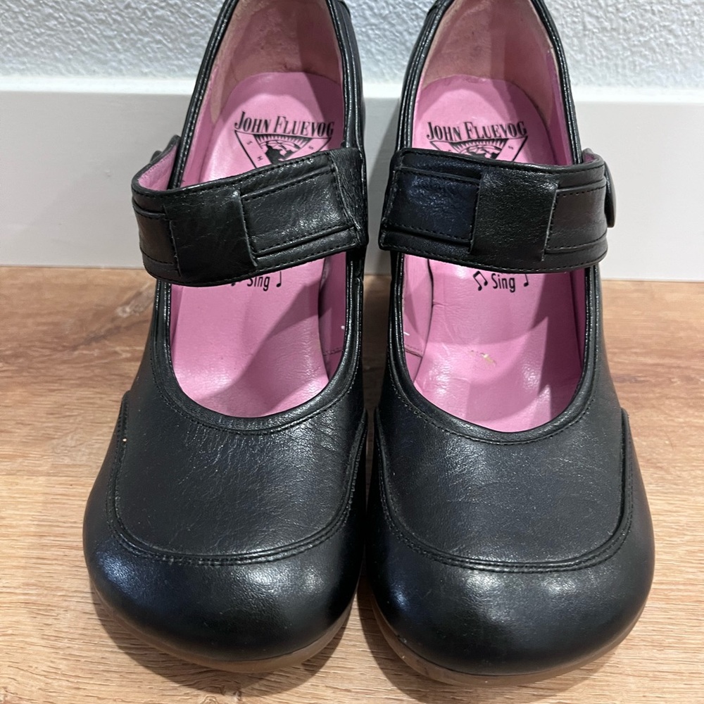 John Fluevog Black Mary Jane Heels with Pink Lining - Picture 8 of 10